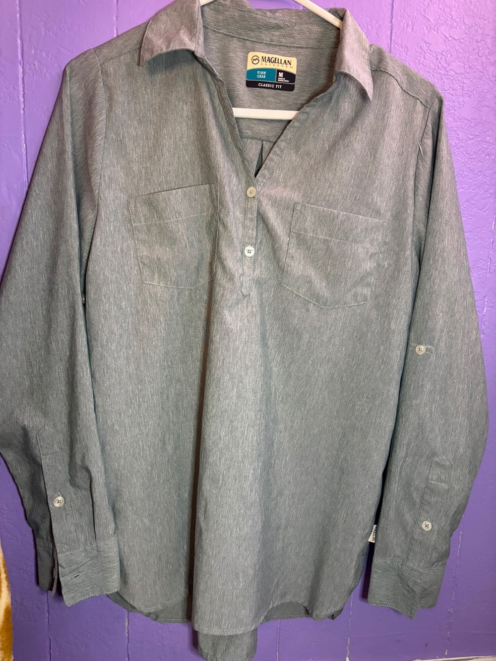 Magellan Outdoors Men's Gray Button-Down Casual Shirt